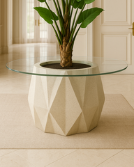 Close-up of Facet Blanc’s speckled surface and sharp angles