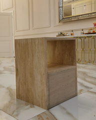 Side profile highlighting thickness and joints