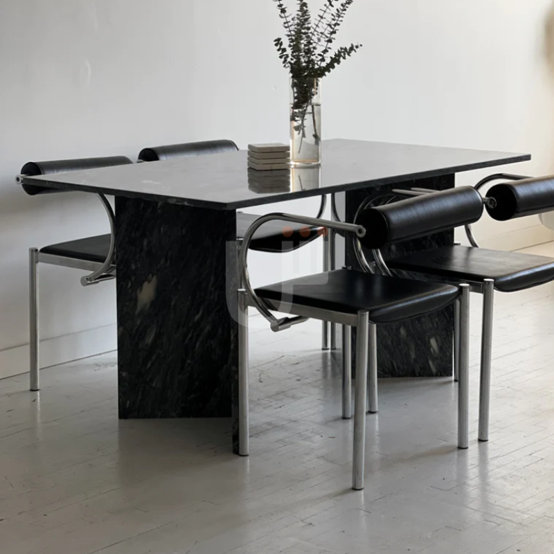 Mare Dining Table