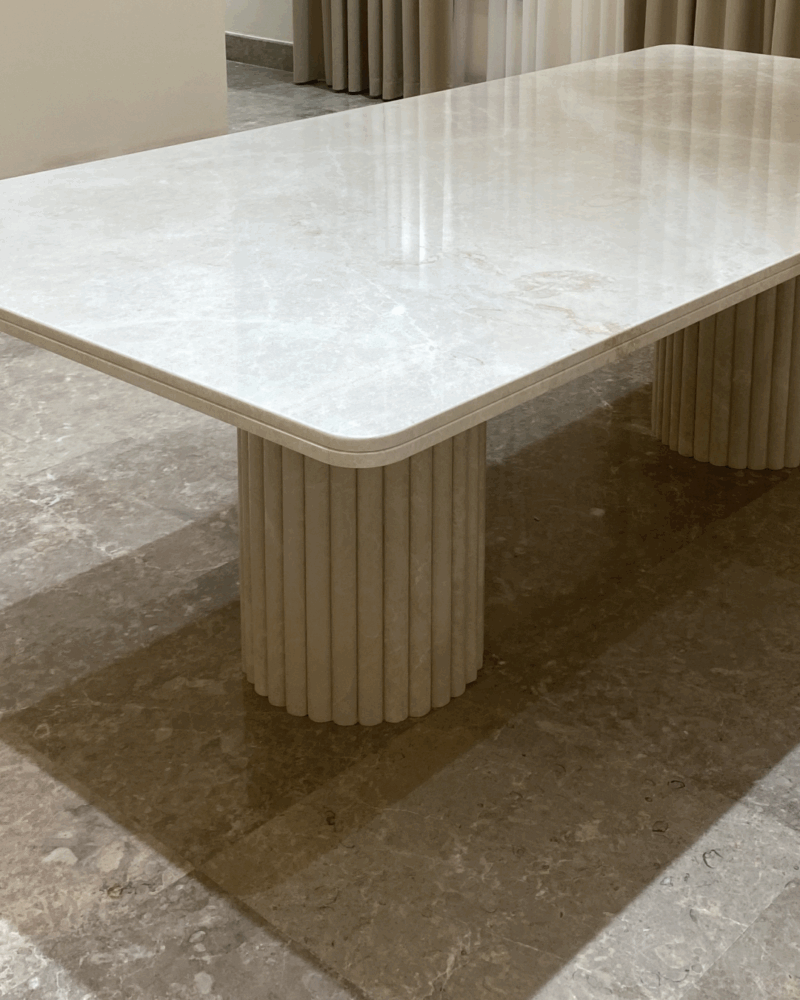 Lunaro Dining Table - Image 5