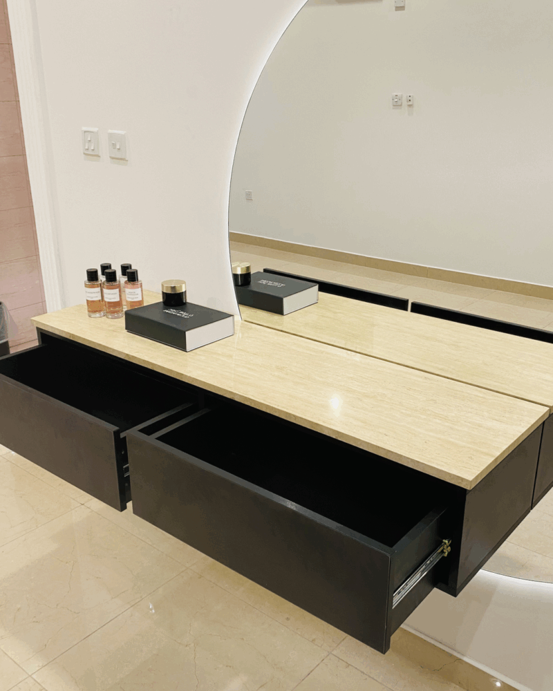 Prismo Vanity Console - Image 4