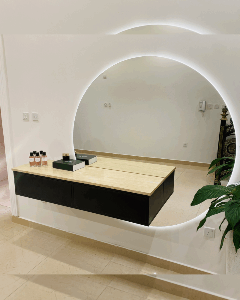 Prismo Vanity Console - Image 3